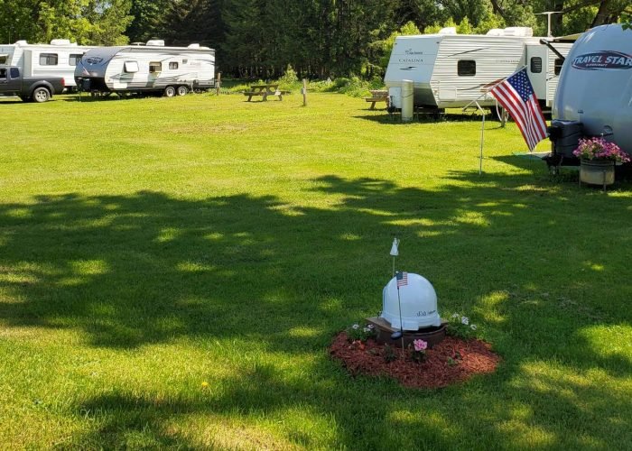 brookview-rv-park-central-area-short View of the central area at Brookview RV Park