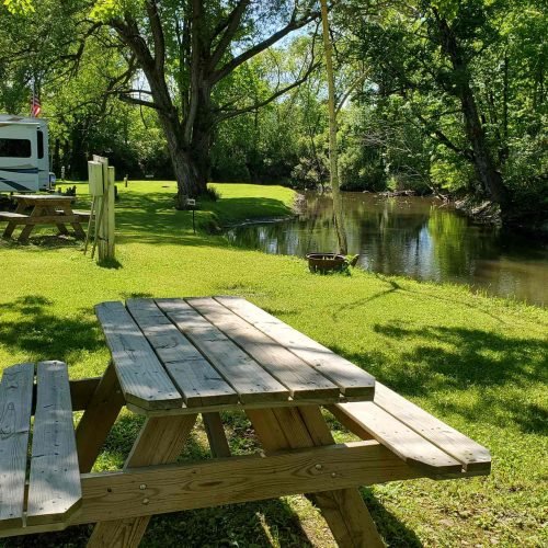 brookview-rv-park-table brookview-rv-park-table
